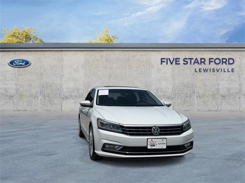 2017 Volkswagen Passat 1.8T SEL Premium