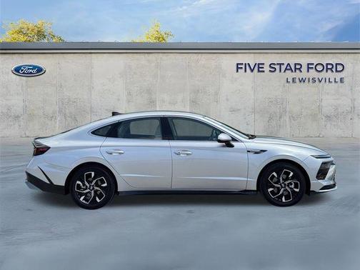 Aero Silver 2025 Hyundai SONATA SEL
