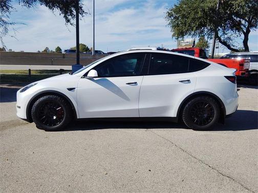 2023 Tesla Model Y Performance Dual Motor All-Wheel Drive
