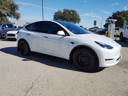 2023 Tesla Model Y Performance Dual Motor All-Wheel Drive