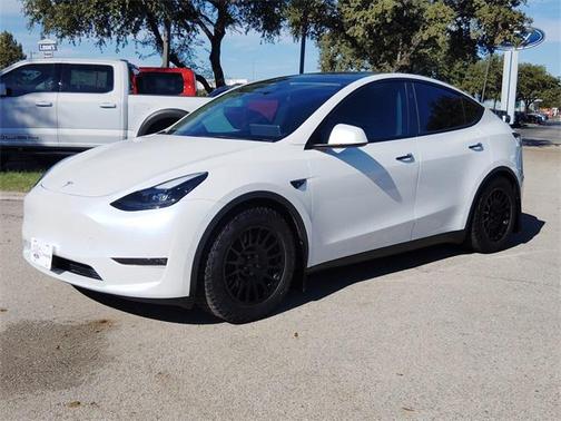 2023 Tesla Model Y Performance Dual Motor All-Wheel Drive