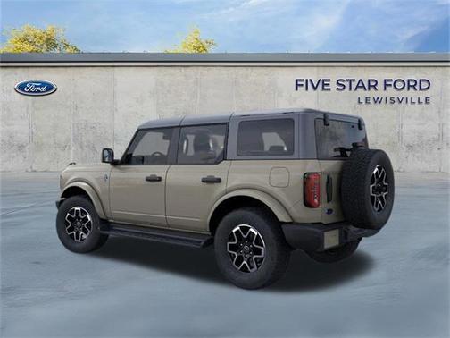 2026 Ford Bronco Outer Banks
