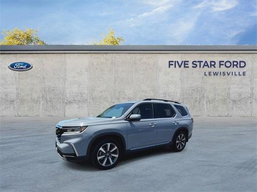2023 Honda Pilot Touring 8-Passenger