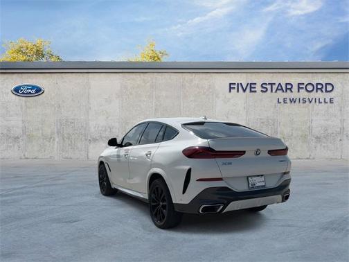 2022 BMW X6 xDrive40i
