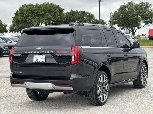 DARK MATTER GREY METALLIC 2025 Ford Expedition Platinum