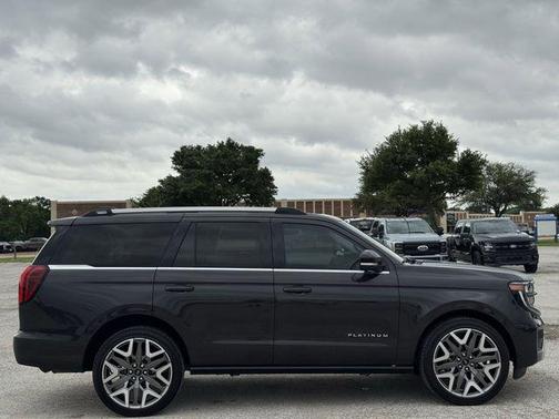 DARK MATTER GREY METALLIC 2025 Ford Expedition Platinum