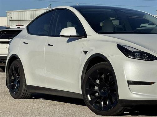 2023 Tesla Model Y Long Range Dual Motor All-Wheel Drive