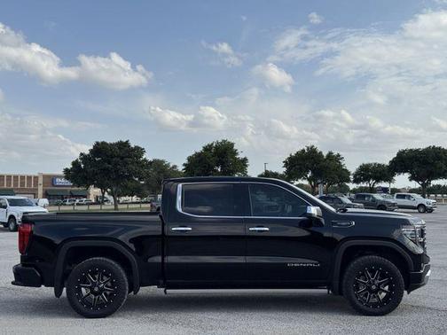 Onyx Black 2023 GMC Sierra 1500 Denali Ultimate