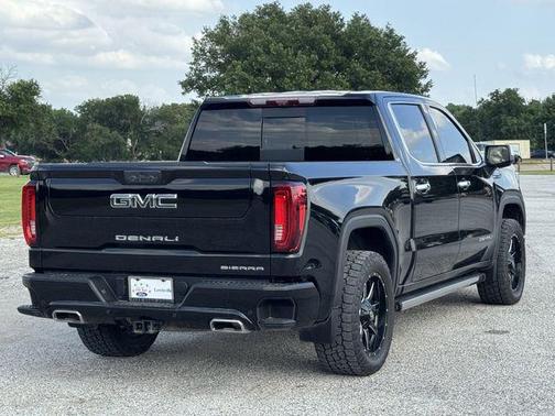 Onyx Black 2023 GMC Sierra 1500 Denali Ultimate