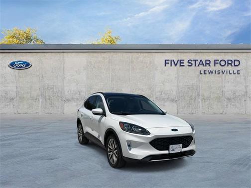2022 Ford Escape Titanium