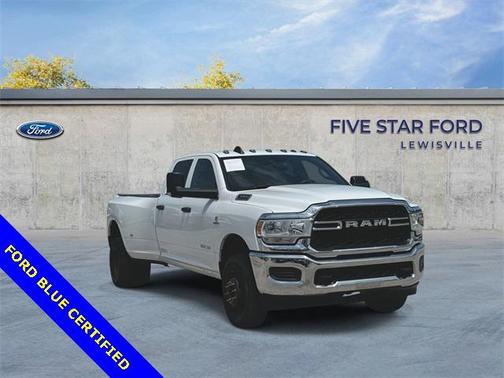 2022 RAM 3500 Tradesman Crew Cab 4x4 8' Box
