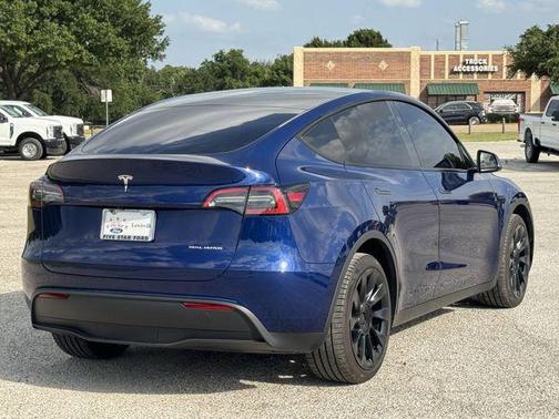 Deep Blue Metallic 2024 Tesla Model Y Long Range Dual Motor All-Wheel Drive