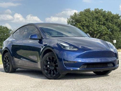 Deep Blue Metallic 2024 Tesla Model Y Long Range Dual Motor All-Wheel Drive