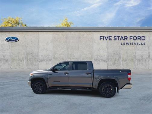 2017 Toyota Tundra SR5