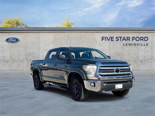 2017 Toyota Tundra SR5