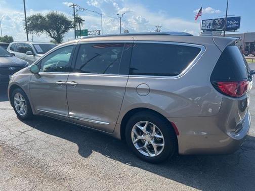 2018 Chrysler Pacifica Limited