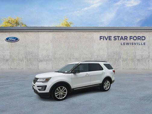 Oxford White 2017 Ford Explorer XLT