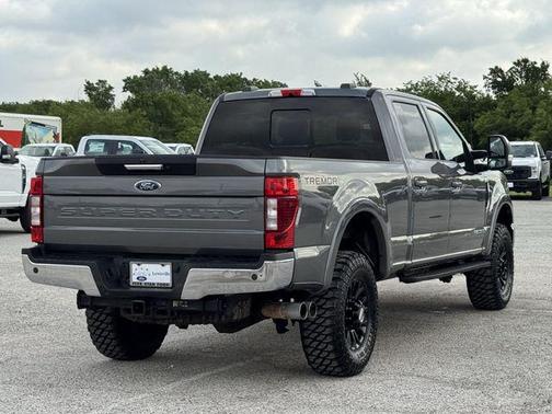 CARBONIZED GRAY 2022 Ford F-250 Lariat