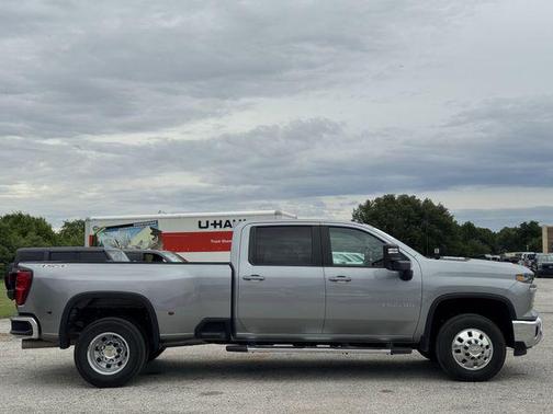 Sterling Gray Metallic 2025 Chevrolet Silverado 3500 LT