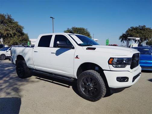 2020 RAM 2500 Lone Star Crew Cab 4X4 6'4' Box