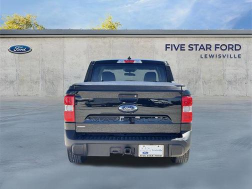 SHADOW BLACK 2024 Ford Maverick XLT