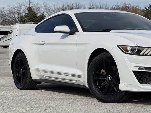 2017 Ford Mustang EcoBoost