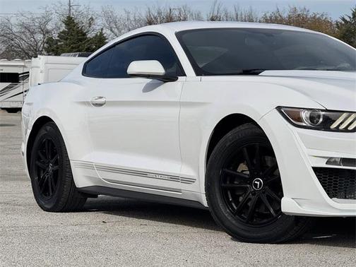 2017 Ford Mustang EcoBoost