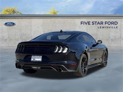 2020 Ford Mustang EcoBoost