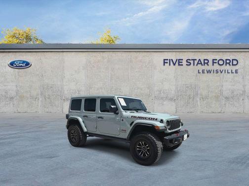 Earl Clearcoat 2024 Jeep Wrangler Rubicon