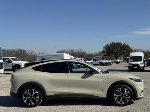 2025 Ford Mustang Mach-E Select