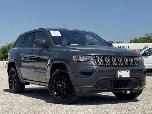 Rhino Clearcoat 2017 Jeep Grand Cherokee Altitude