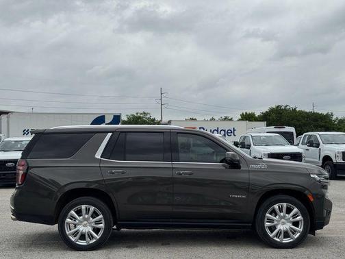 Graywood Metallic 2021 Chevrolet Tahoe 2WD High Country