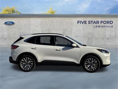 2020 Ford Escape Titanium