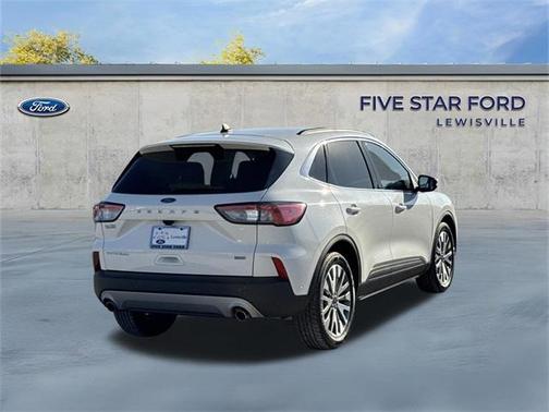 2020 Ford Escape Titanium