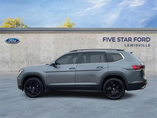 2022 Volkswagen Atlas 3.6L SE w/Technology