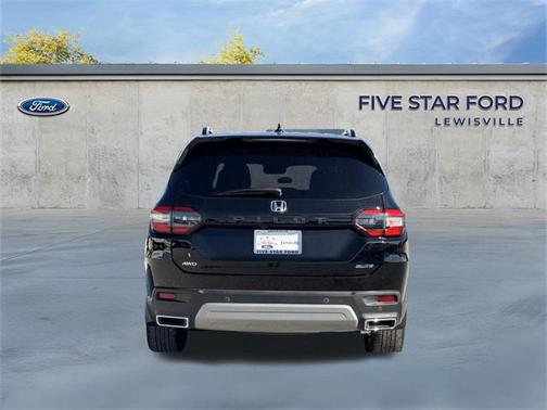 2024 Honda Pilot Elite