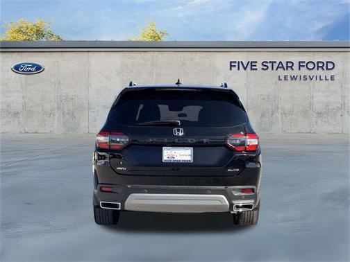 2024 Honda Pilot Elite