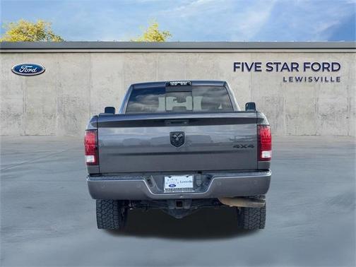 2018 RAM 2500 Laramie Crew Cab 4x4 6'4' Box