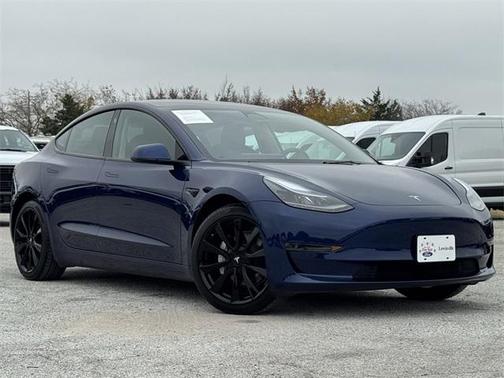 2023 Tesla Model 3 Standard Range