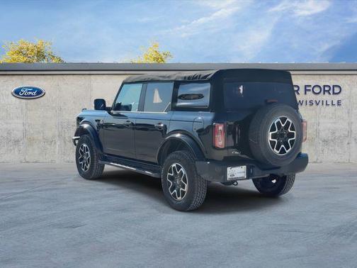 Shadow Black 2022 Ford Bronco Outer Banks
