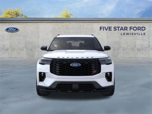 Star White Metallic Tri-Coat 2026 Ford Explorer ST