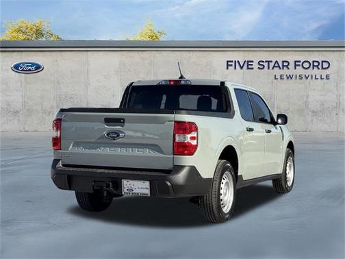 2024 Ford Maverick XL