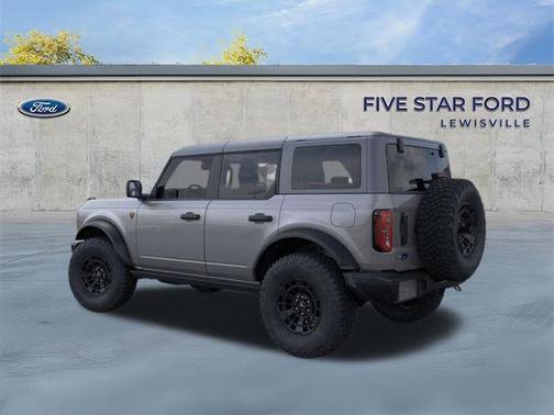 CARBONIZED GRAY METALLIC 2026 Ford Bronco Badlands