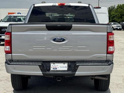 ICONIC SILVER METALLIC 2022 Ford F-150 XL