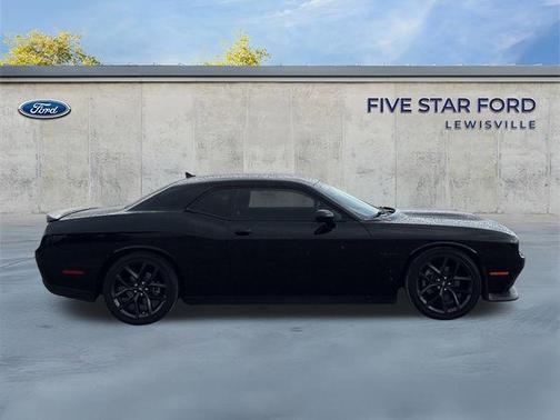 Pitch Black Clearcoat 2021 Dodge Challenger R/T