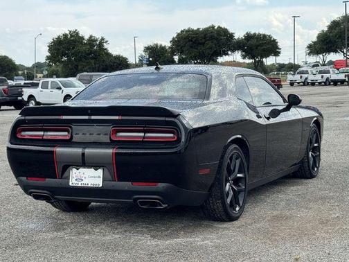 Pitch Black Clearcoat 2021 Dodge Challenger R/T