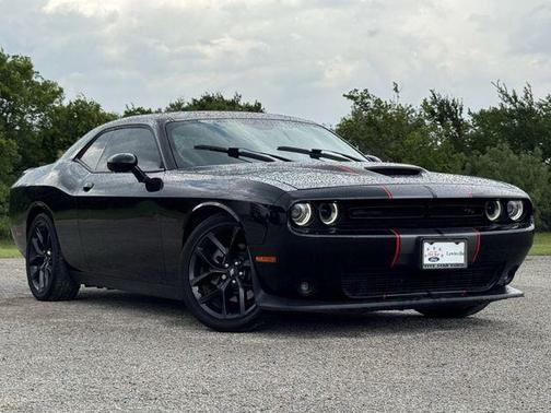 Pitch Black Clearcoat 2021 Dodge Challenger R/T