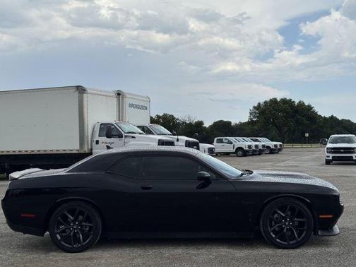 Pitch Black Clearcoat 2021 Dodge Challenger R/T