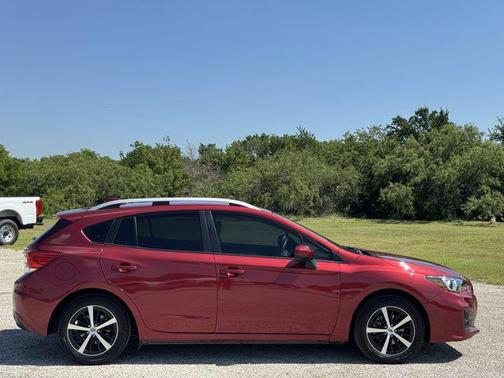 Crimson Red Pearl 2019 Subaru Impreza 2.0i Premium