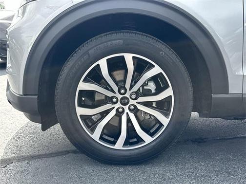 2024 Ford Explorer ST-Line
